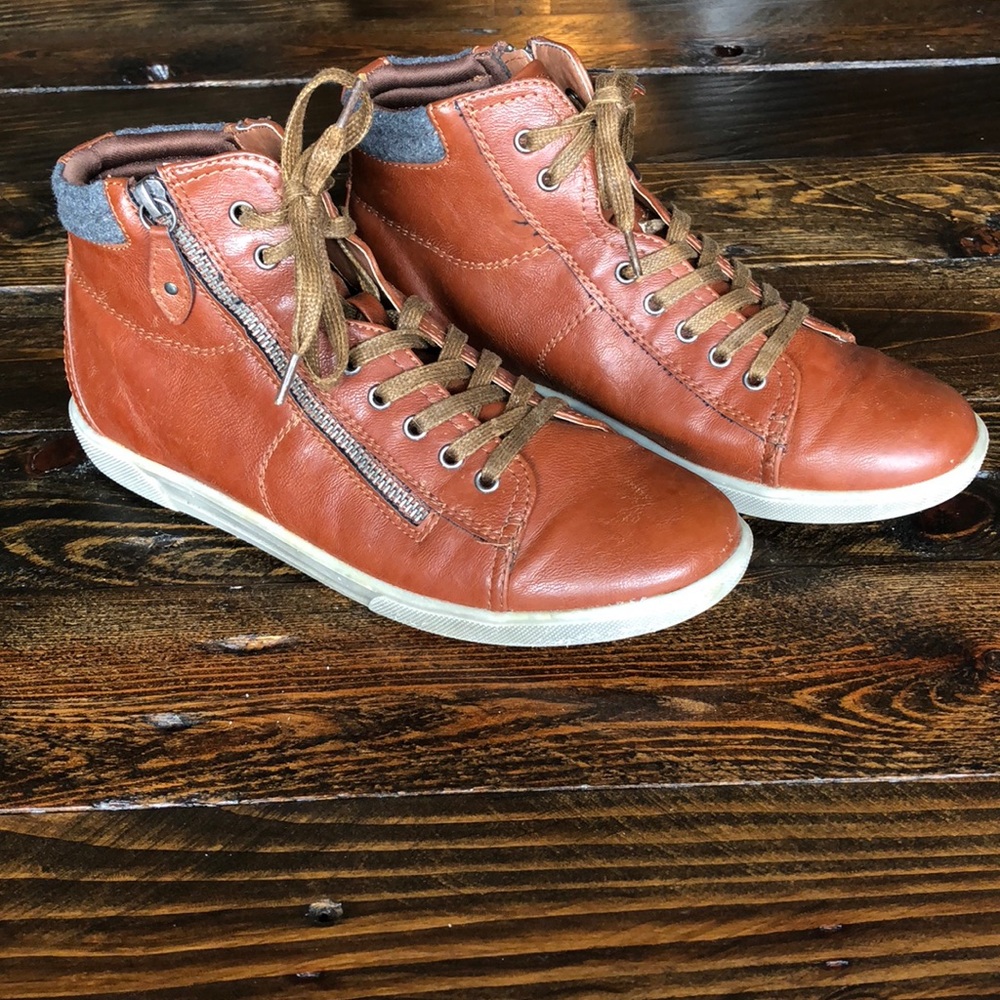 Sonoma brown side-zip shoes